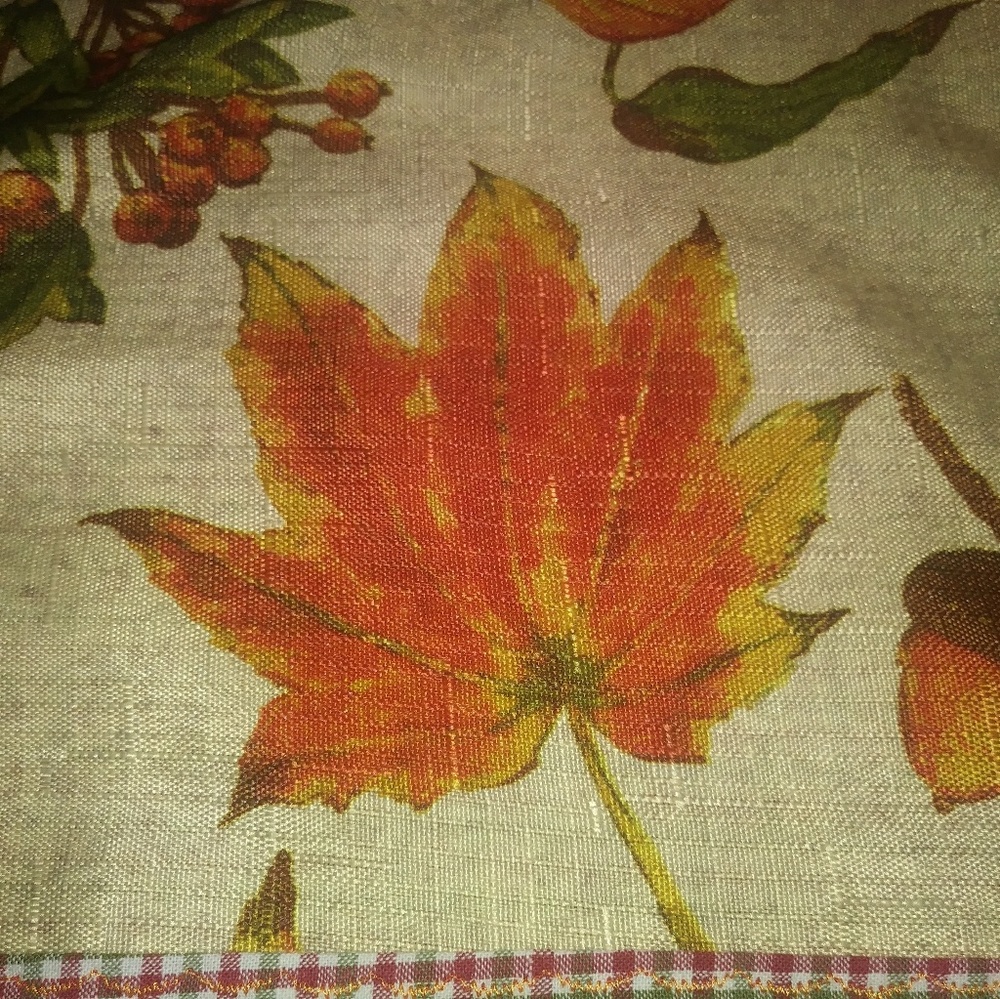 FALL table runner